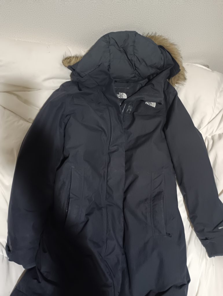 ノースフェイスダウン クリーニング前 正面